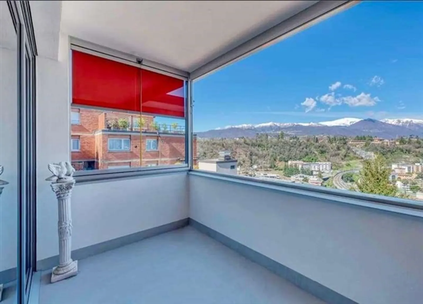 Appartamento 3.5 locali con vista lago - Foto 8 di 11