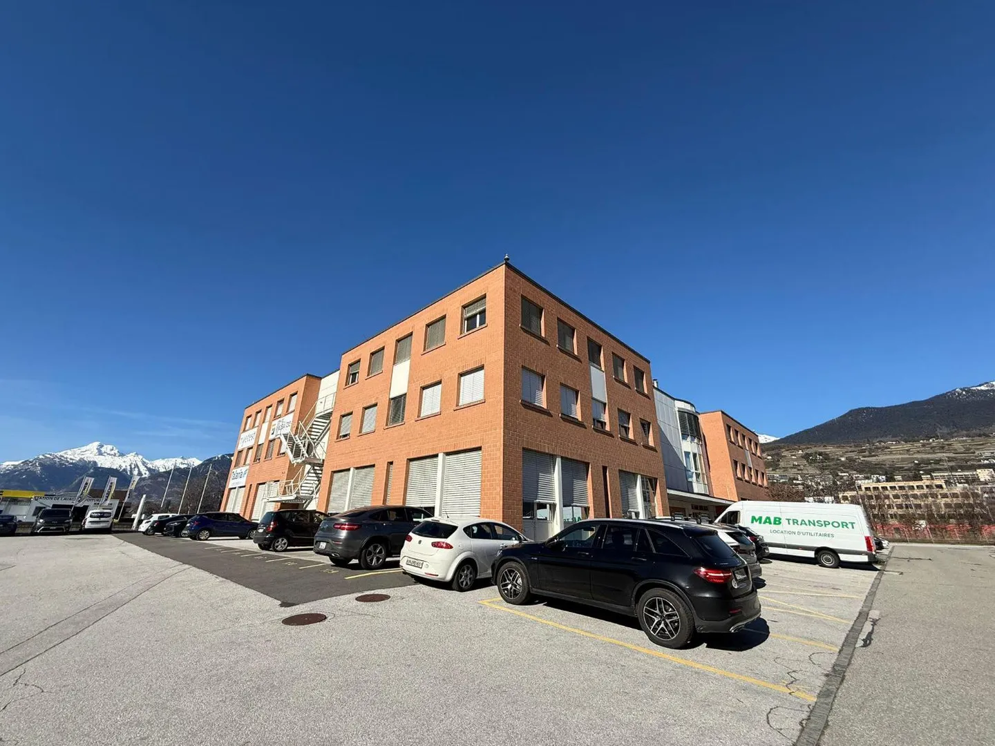 Espace Commercial à Sion - Photo 1 sur 13