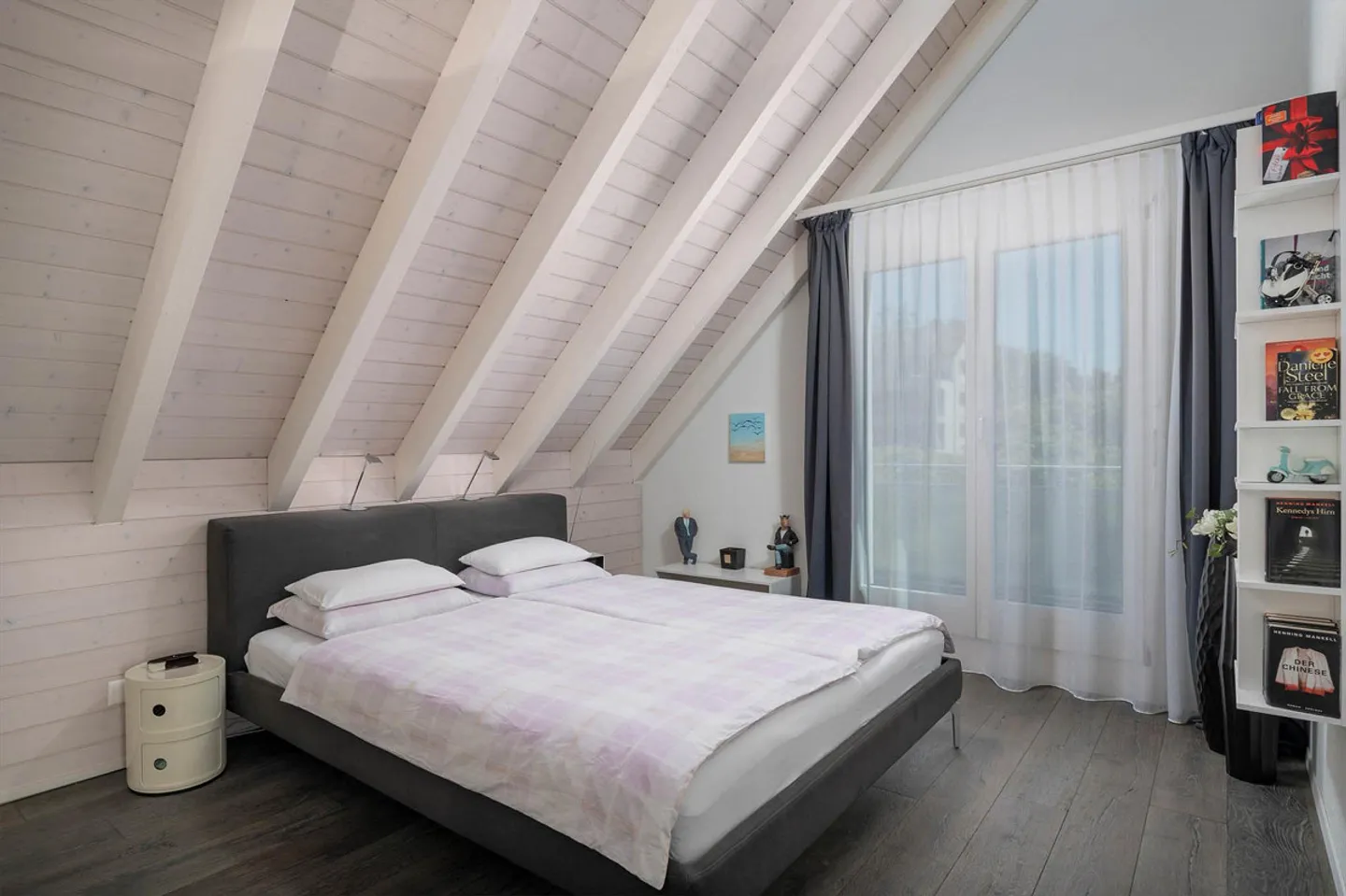 Charmante Dachwohnung mit Seeblick - Foto 4 von 16