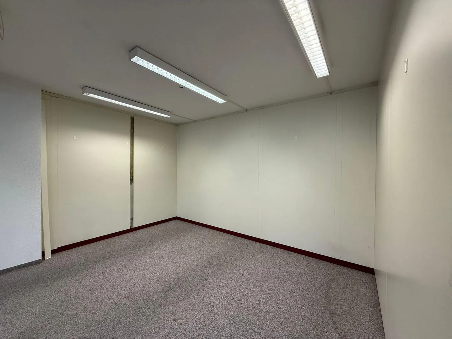 Espace Commercial à Sion - Photo 12 sur 13