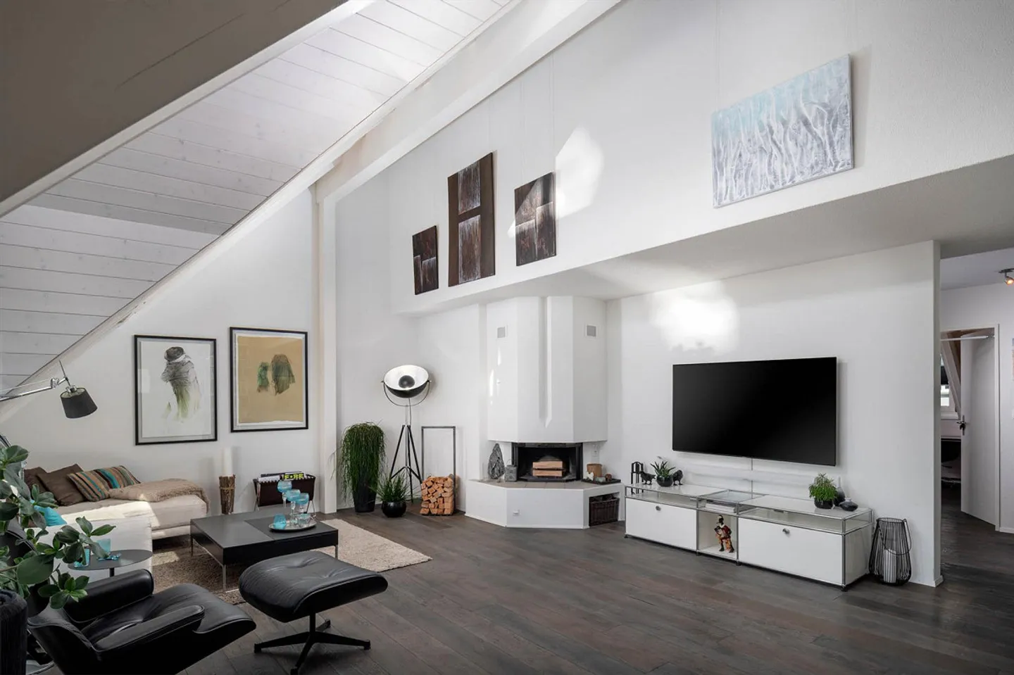 Charmante Dachwohnung mit Seeblick - Foto 7 von 16
