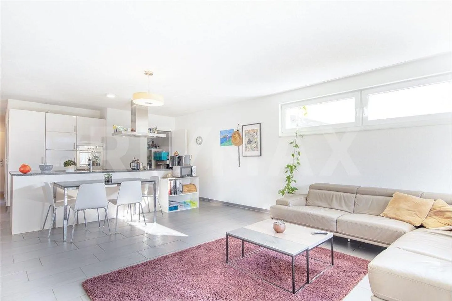 Immeuble multifamilial à fort rendement avec 7 appartements et 10 places de parking souterrain, Suhr AG - Photo 8 sur 13