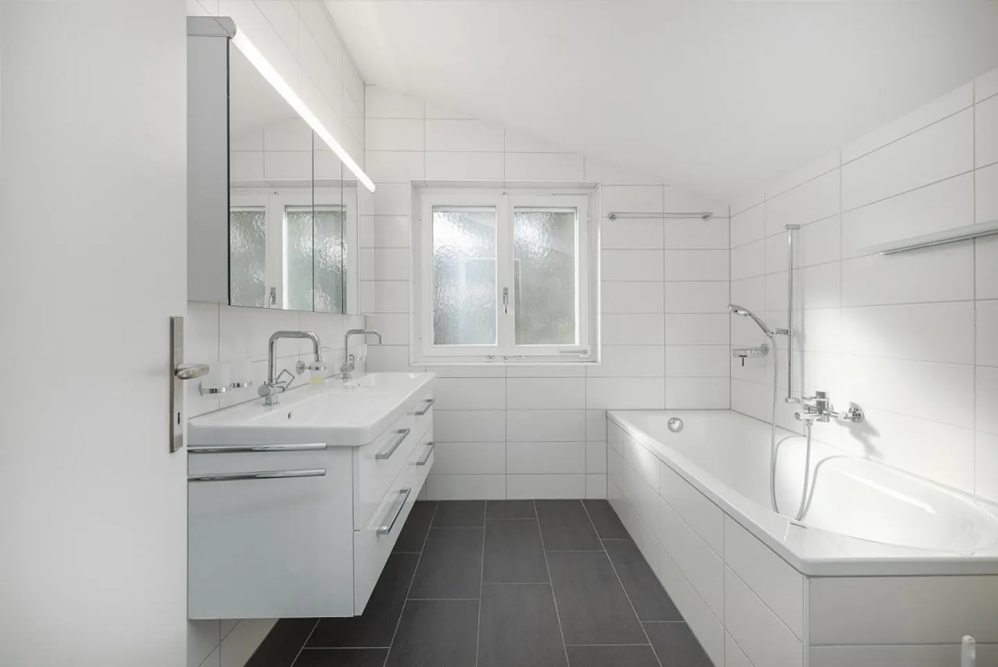 Charming Townhouse with Garden Idyl near the Zoo - Photo 9 of 13