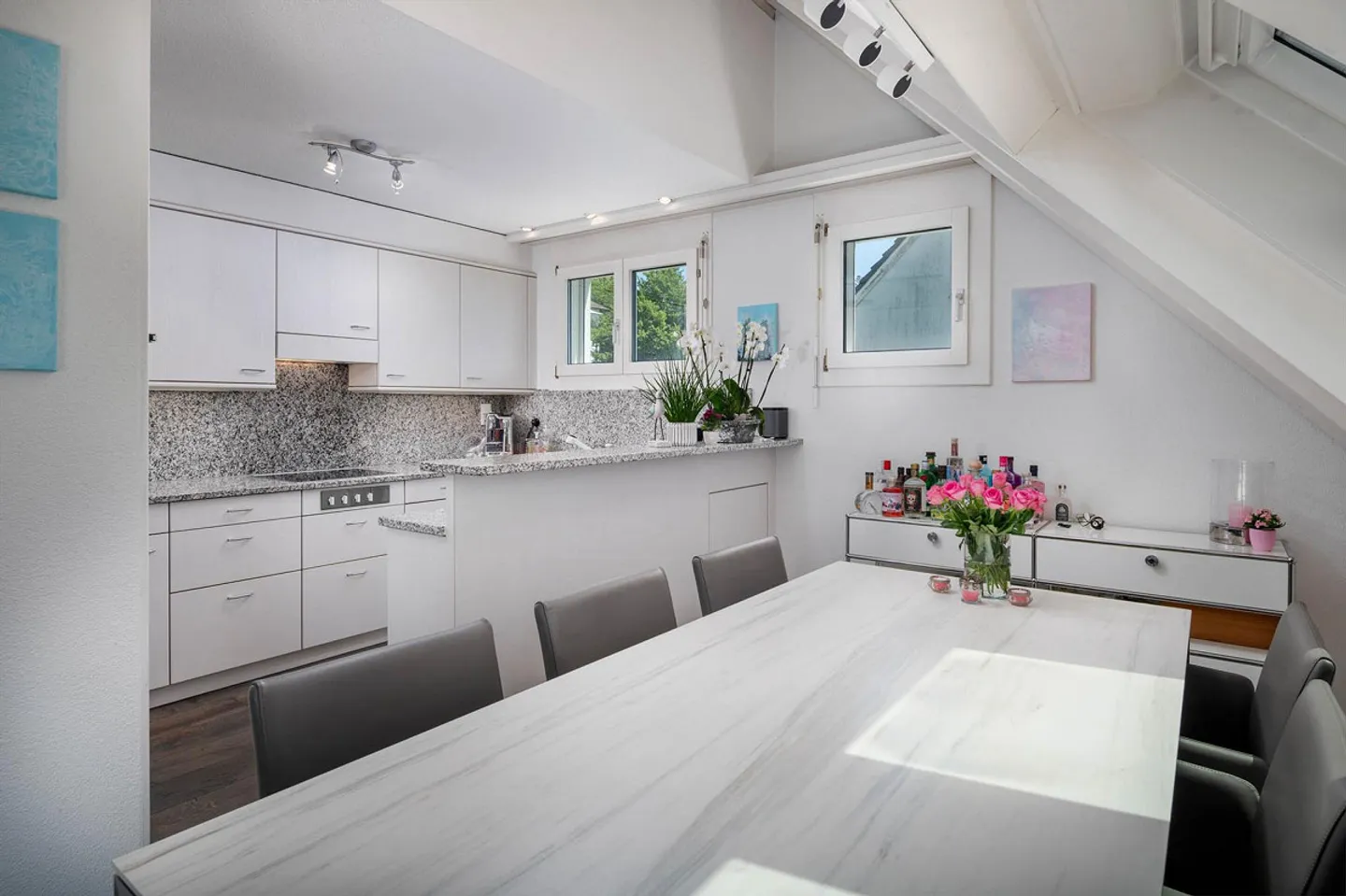 Charmante Dachwohnung mit Seeblick - Foto 11 von 16