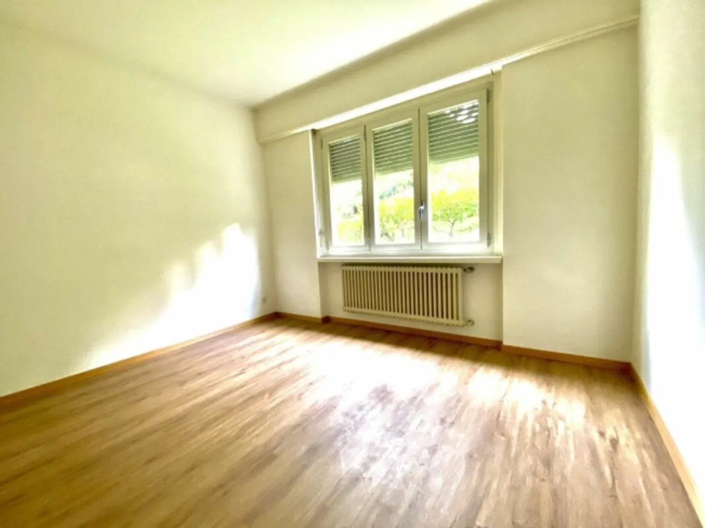 Appartement lumineux de 3,5 pièces, 5ème étage - Vacallo - Photo 6 sur 16