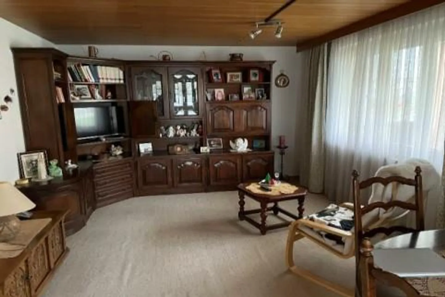 Charmante maison individuelle de 4,5 pièces dans un emplacement central - Photo 2 sur 13