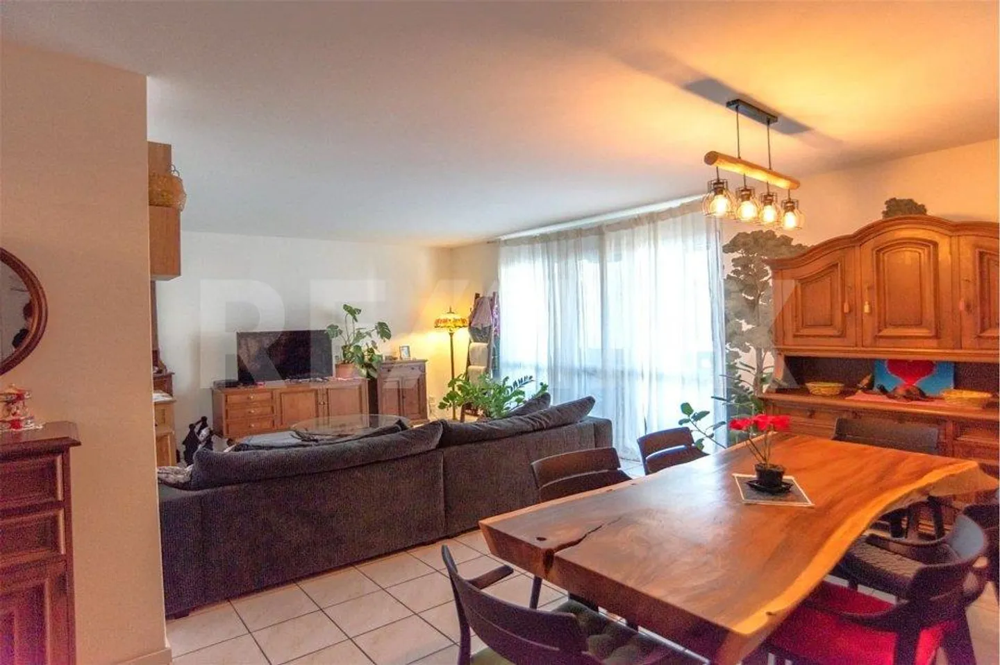 4,5-Zimmer-Wohnung mit großem Balkon - Foto 2 von 9