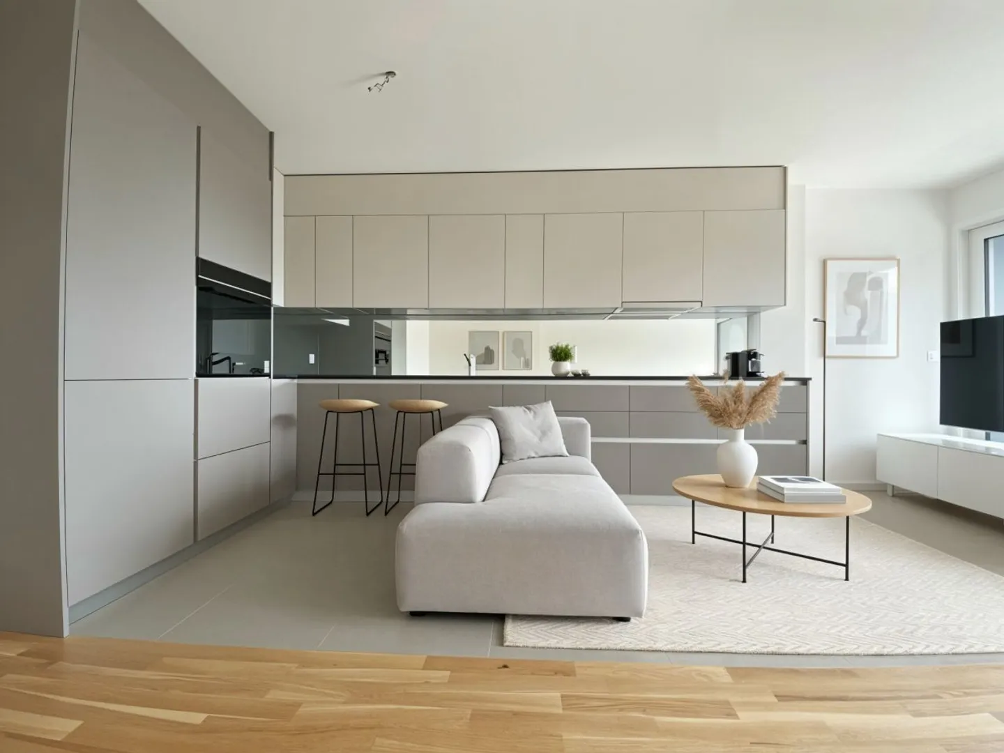 Beautiful furnished apartment with lake view in Rolle - Photo 2 of 10