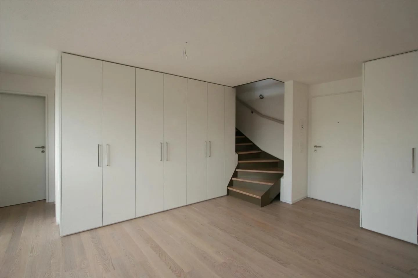 Renting without deposit - Large, sunny rooftop terrace... - Photo 3 of 7