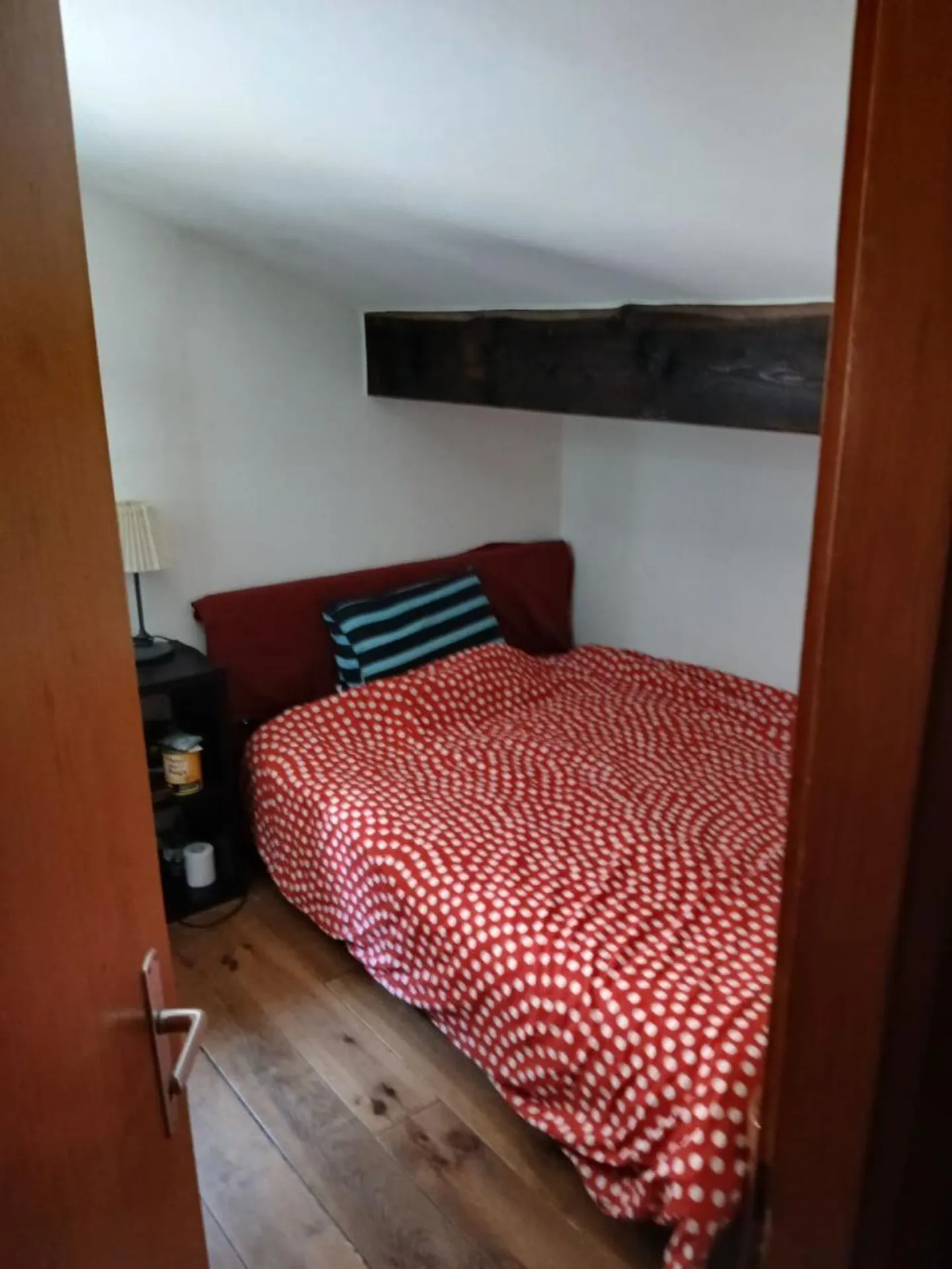 Funktionales Zimmer - Foto 4 von 6