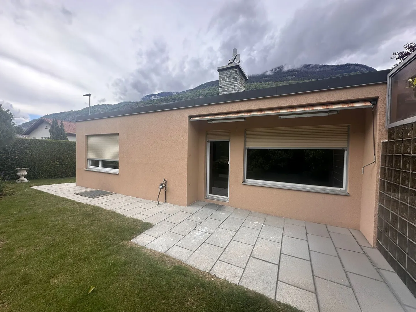 Appartamento 5.5 locali con giardino in posizione tranquilla a Brig-Glis - Foto 10 di 11