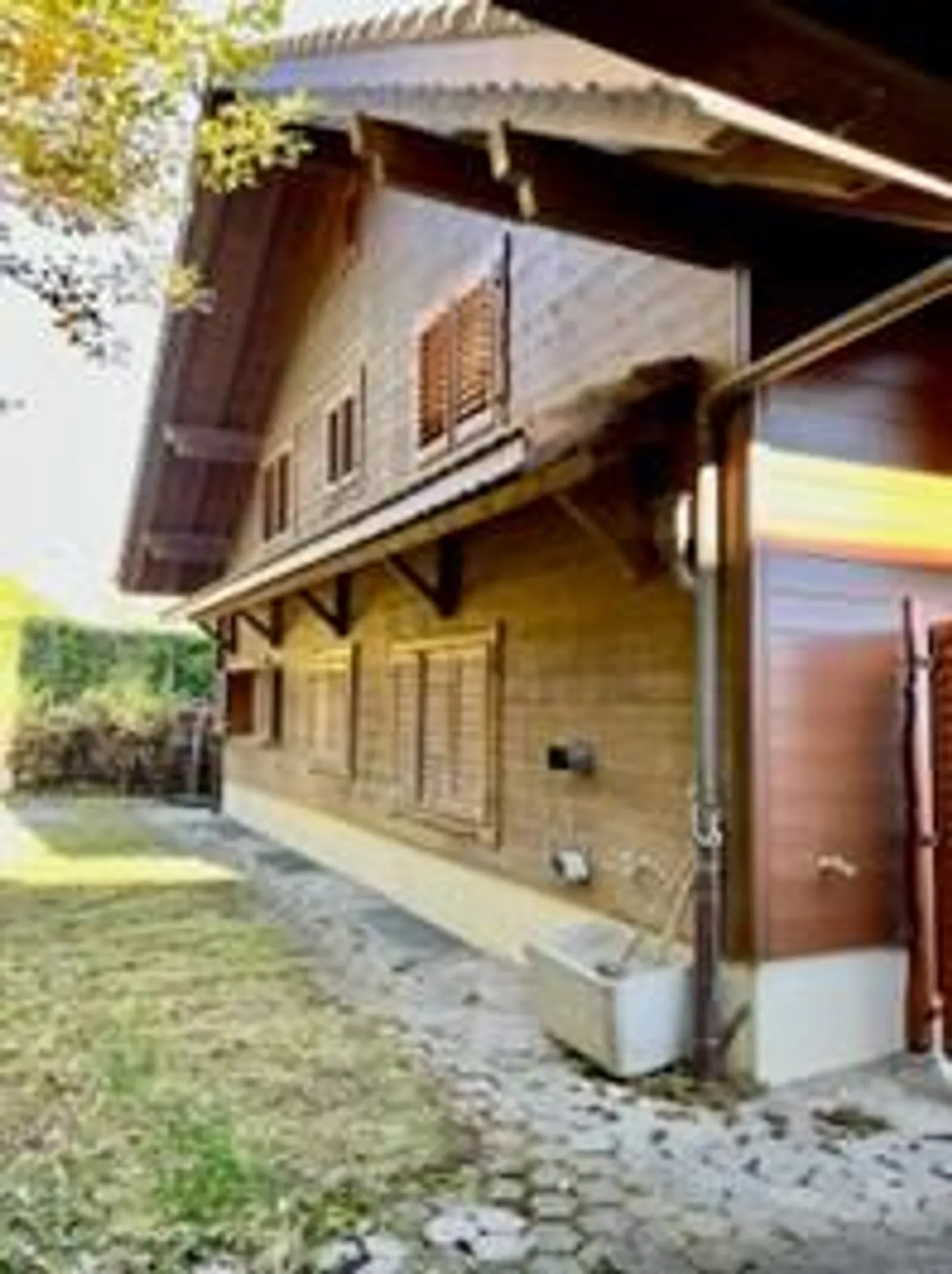 Casa Doppia Familiare in una Bella e Elevata Posizione - Foto 5 di 29