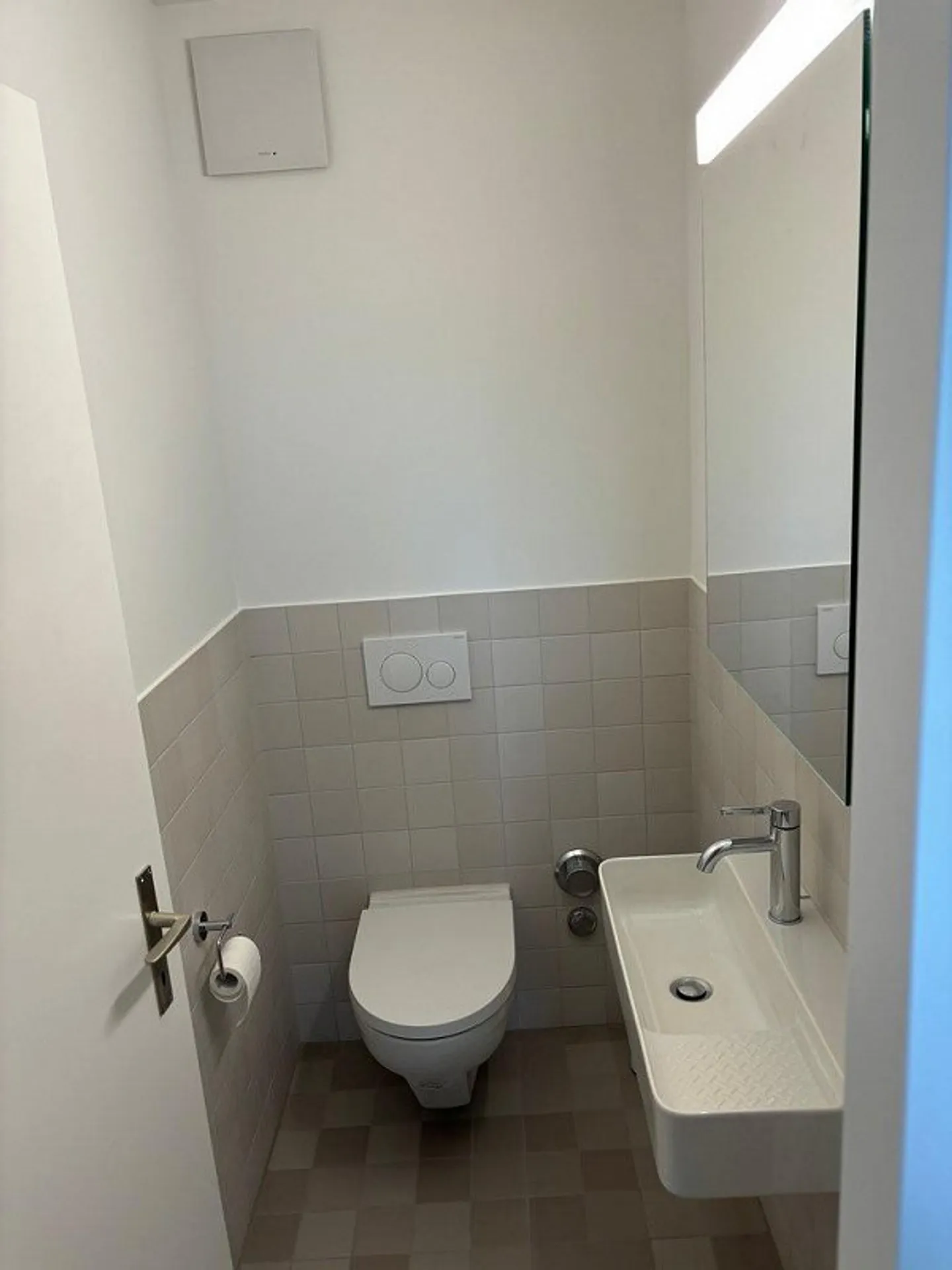 Appartamento ristrutturato in posizione centrale - Foto 9 di 10