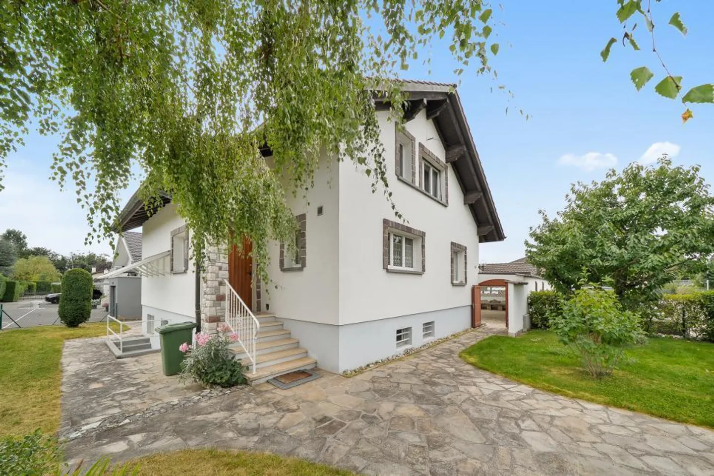 Rare sur le marché : Villa familiale à Crans-près-Céligny - Photo 1 sur 8