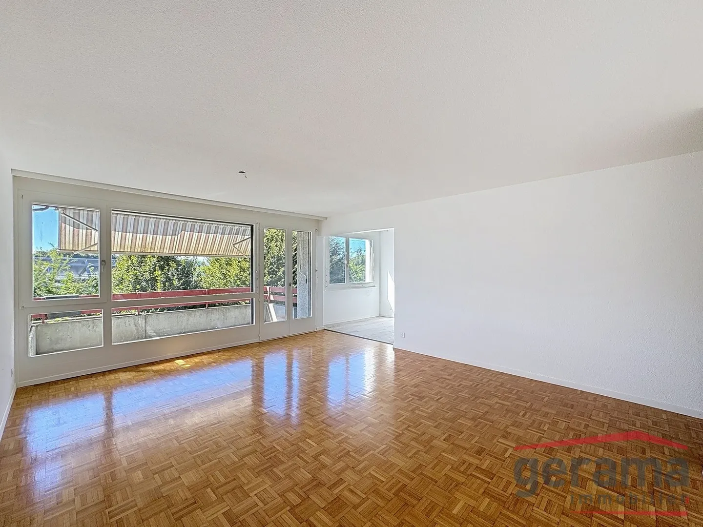 Bel appartement 3.5 pièces à Schmitten - Photo 2 sur 7