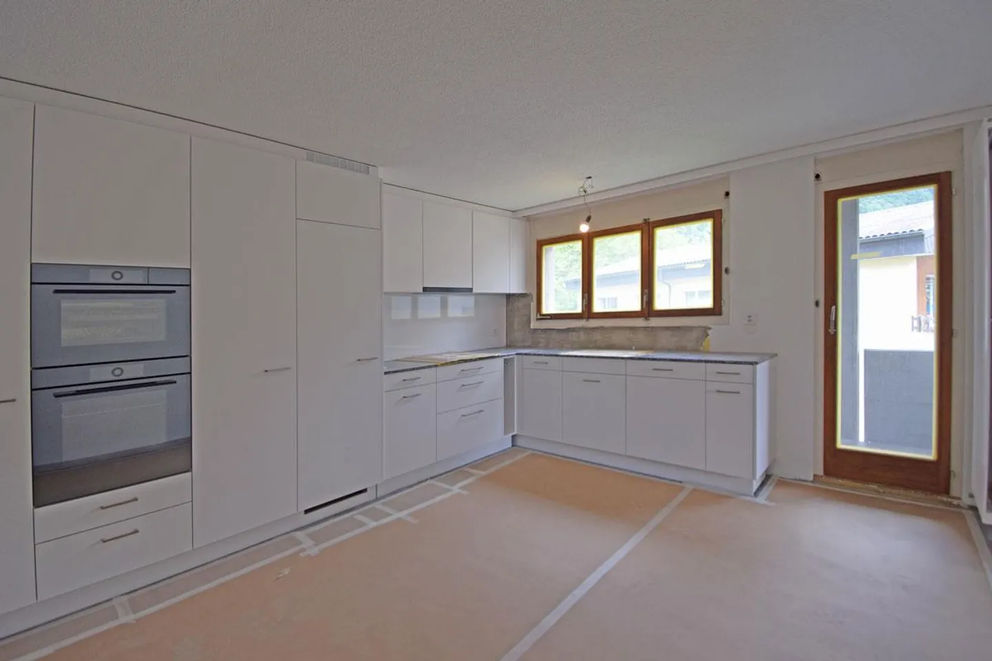 6 1/2 Room Apartment - Photo 5 of 12