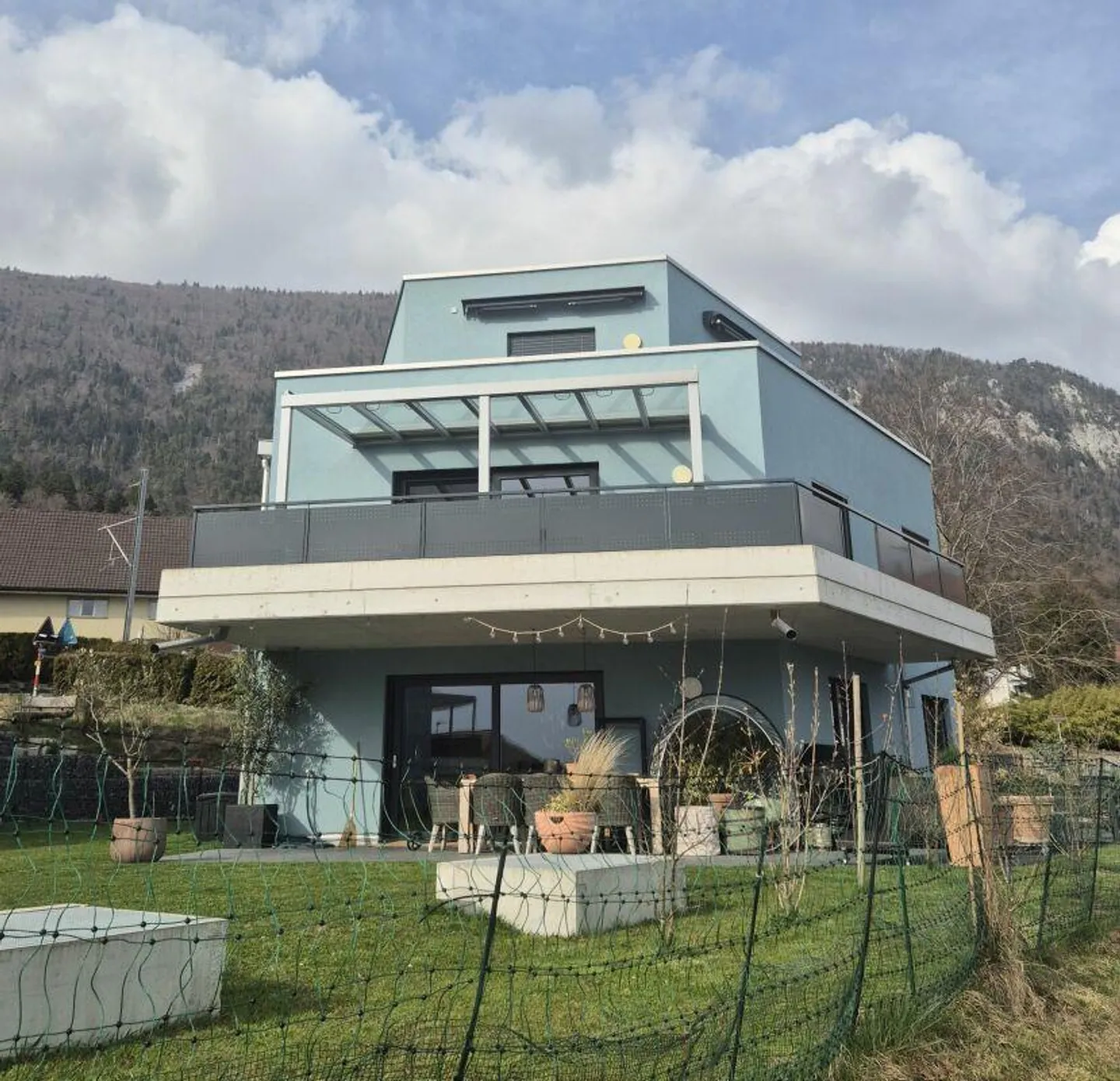 Maison au-dessus des toits - Penthouse 2,5 pièces avec panorama - Photo 1 sur 16