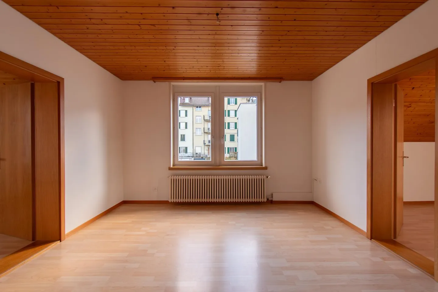 Gemütliche 4 Zimmer-Dachwohnung mit Balkon - Foto 2 von 12