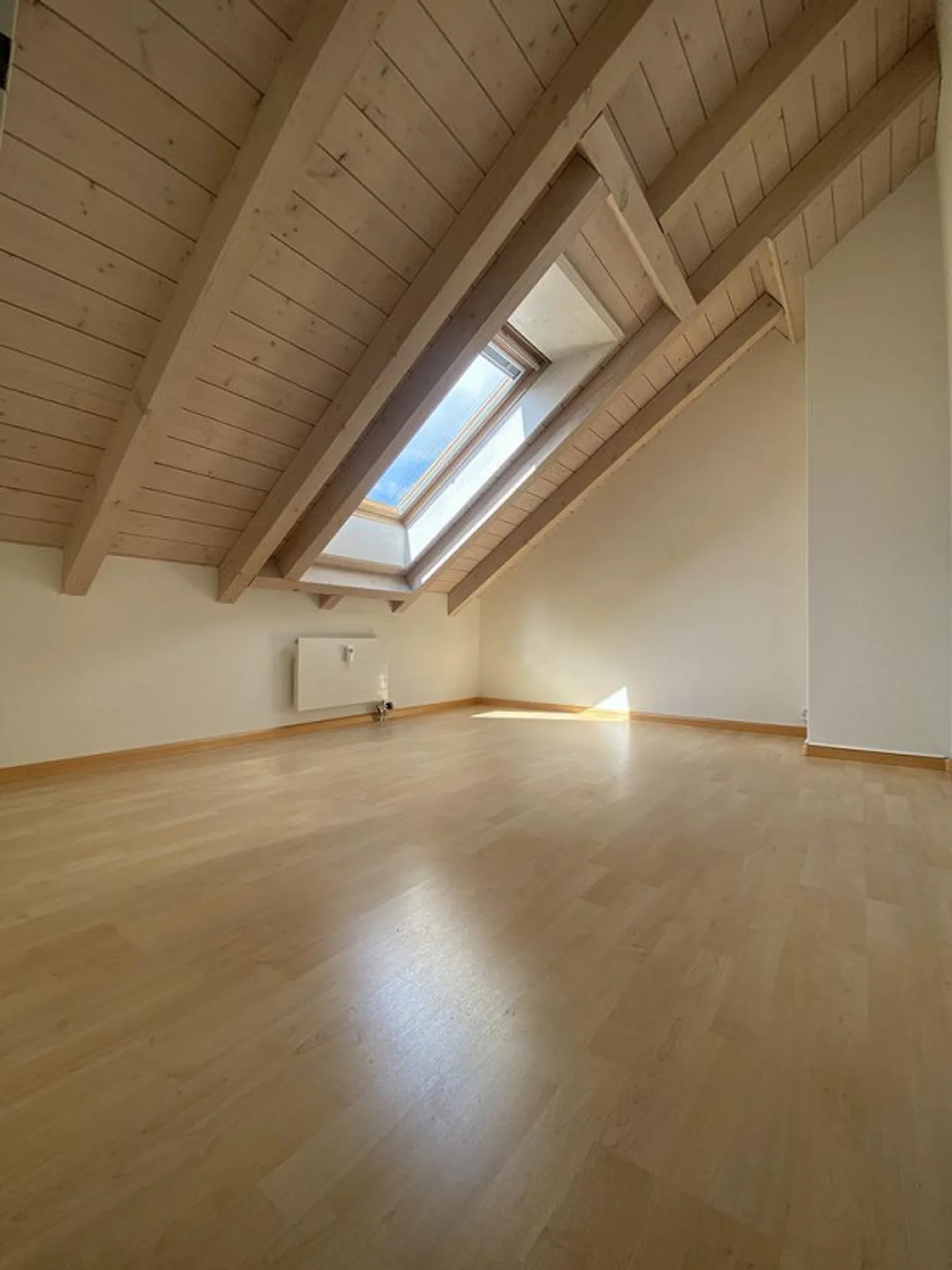 Penthouse avec grande terrasse dans un développement adapté aux familles - Photo 9 sur 12