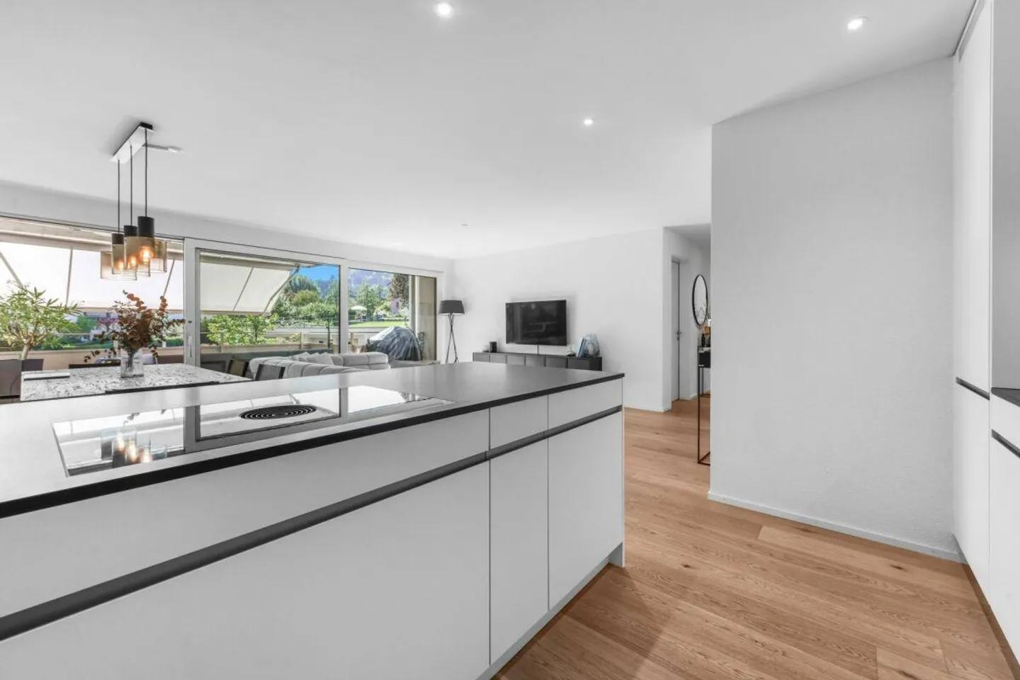 Modern Living in St. Gallen Winkeln - Stylish 3.5-Room Apartment in Prime Location - Photo 6 of 20