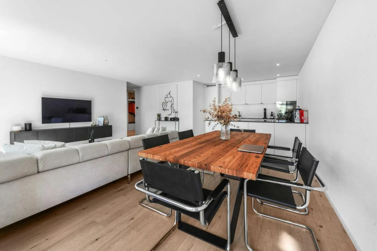 Modern Living in St. Gallen Winkeln - Stylish 3.5-Room Apartment in Prime Location - Photo 4 of 20