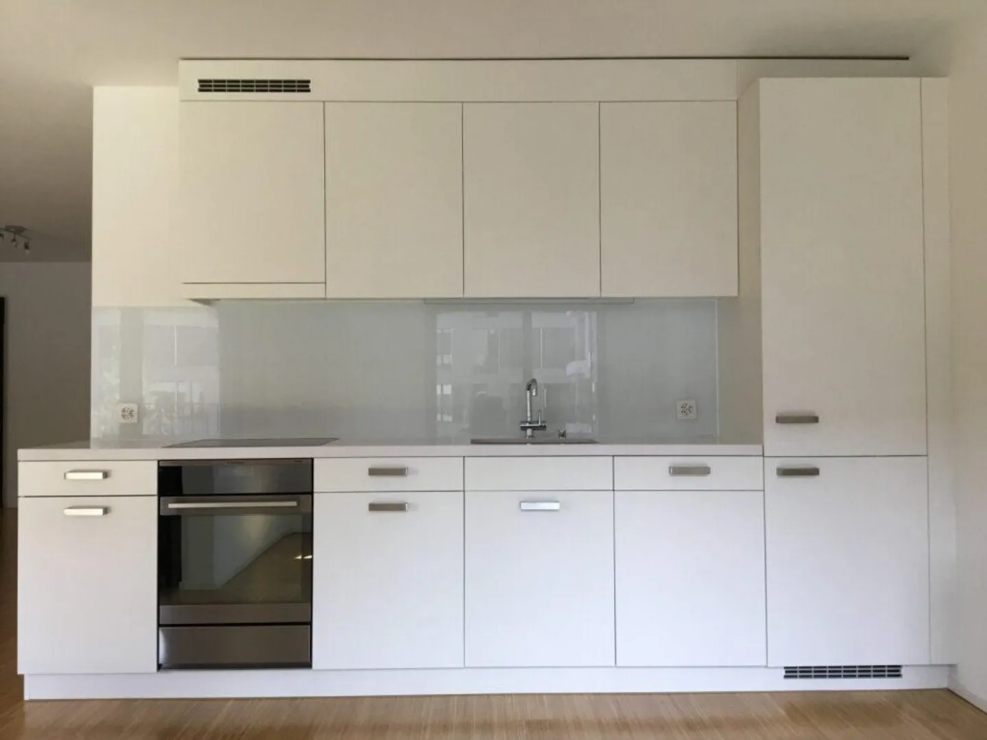 Appartement de 2.5 pièces dans le quartier Glattpark - Photo 2 sur 5