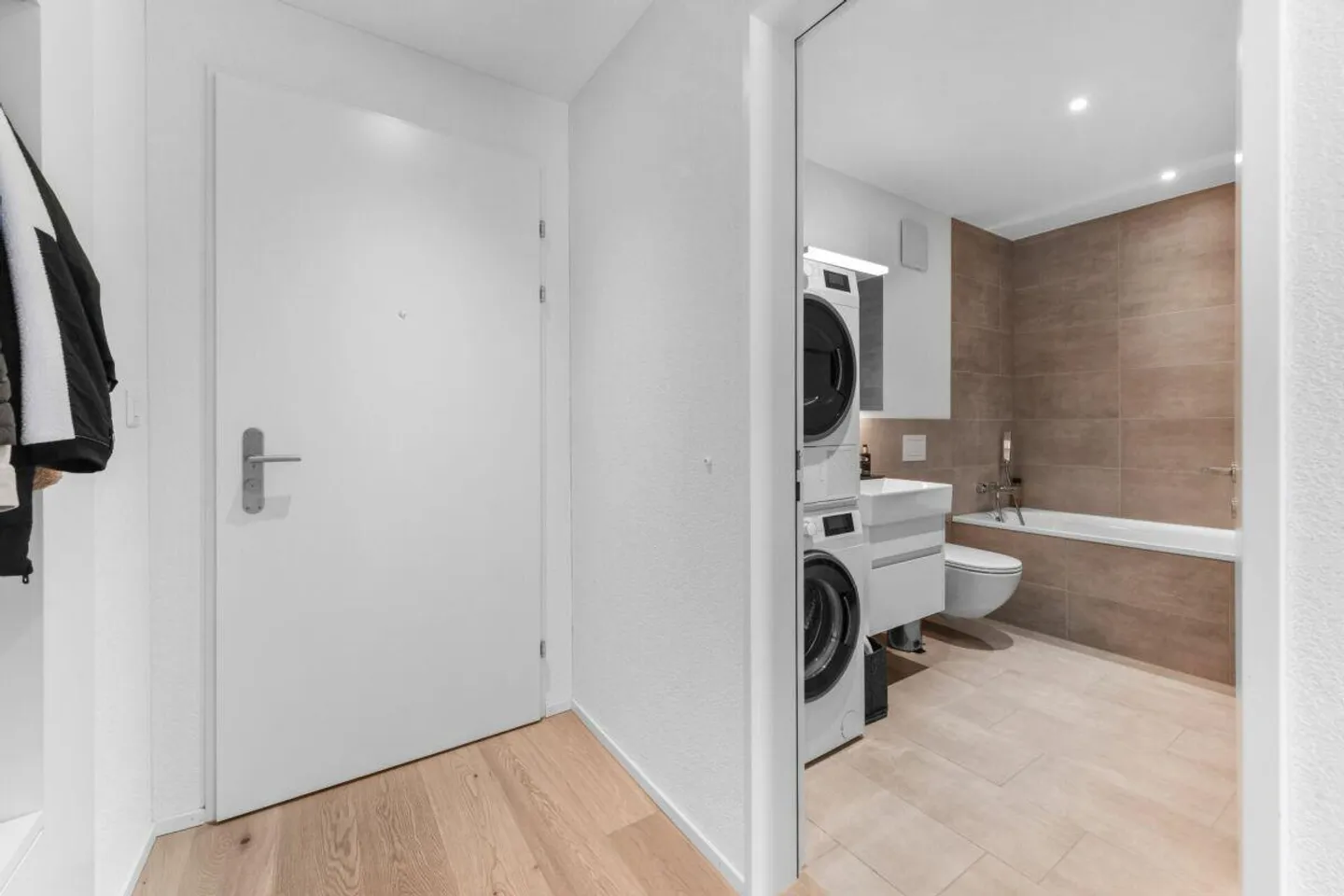 Modern Living in St. Gallen Winkeln - Stylish 3.5-Room Apartment in Prime Location - Photo 11 of 20