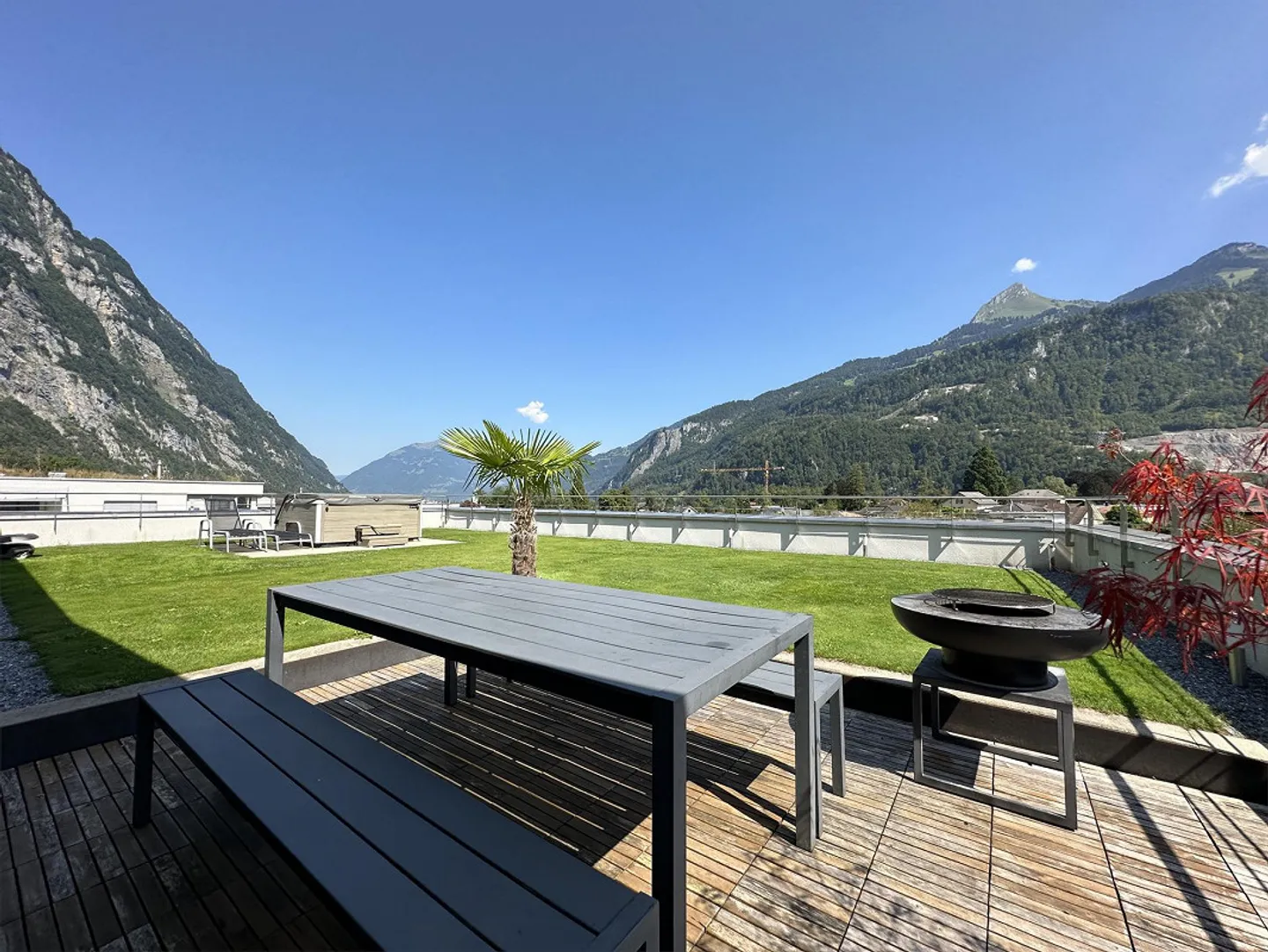 Stunning 3.5-room penthouse apartment in Netstal - Photo 21 of 24