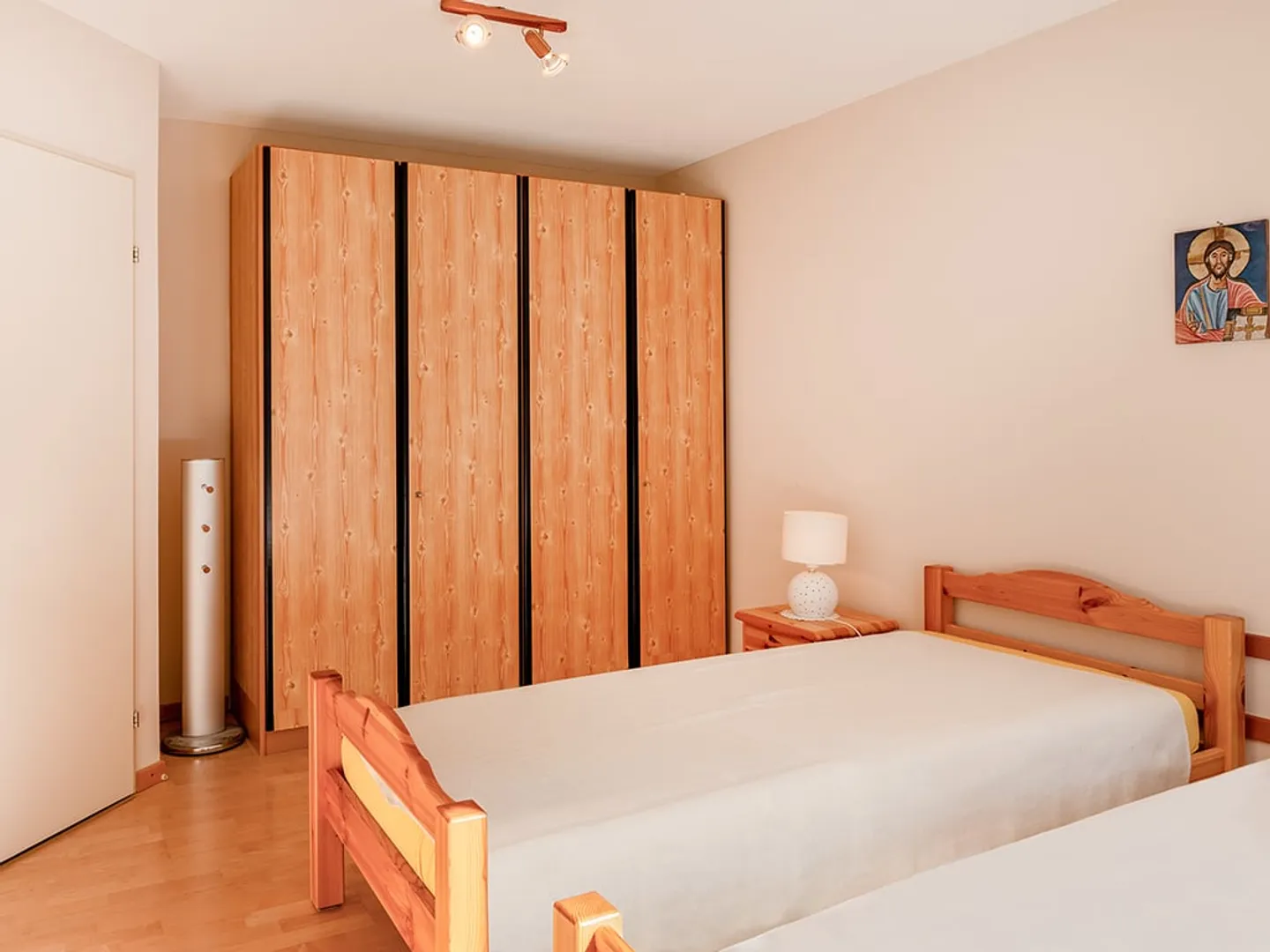 Oasis de bien-être lumineuse avec balcon et vue sur les Alpes - Photo 9 sur 11