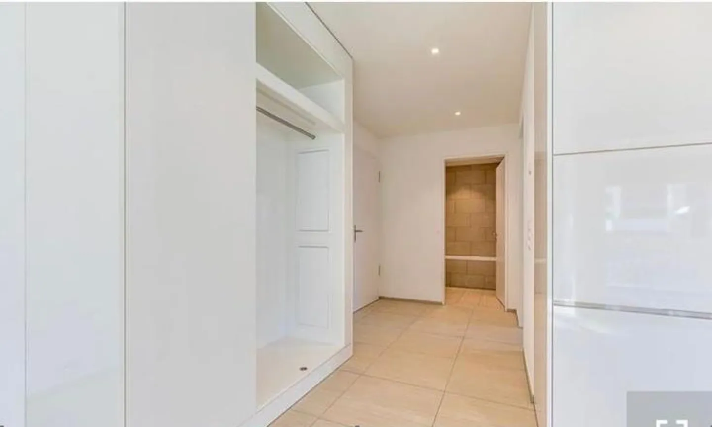 Modernes 2.5-Zimmer Apartment in Chur - Foto 2 von 5