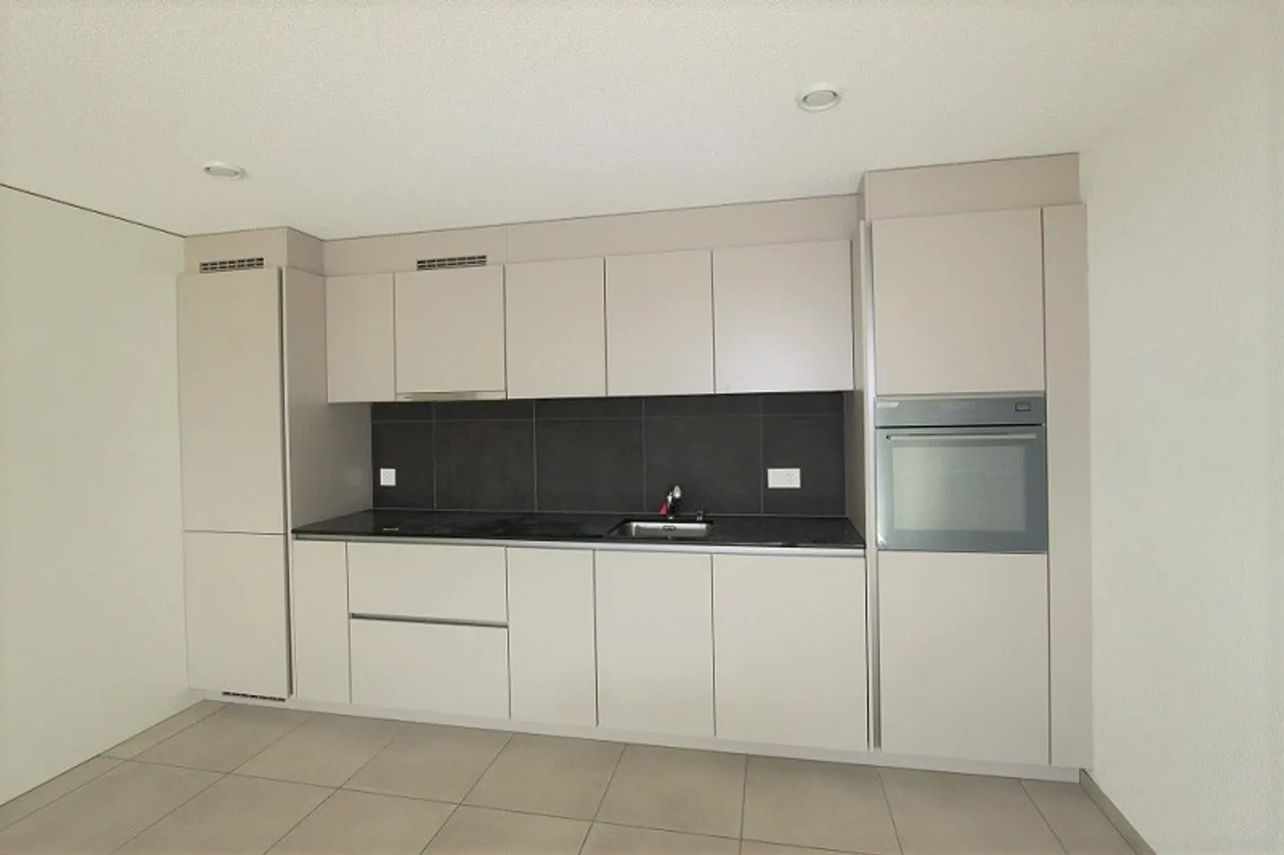 2,5-Zimmer-Wohnung - Foto 3 von 13