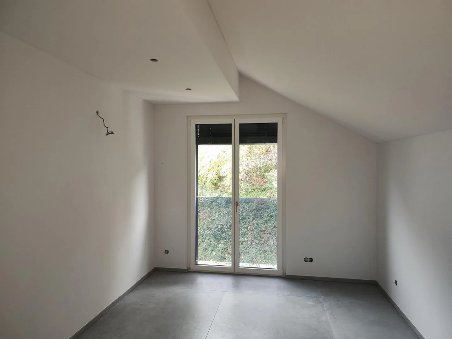 Newly created 4.5 room penthouse - Photo 11 of 16