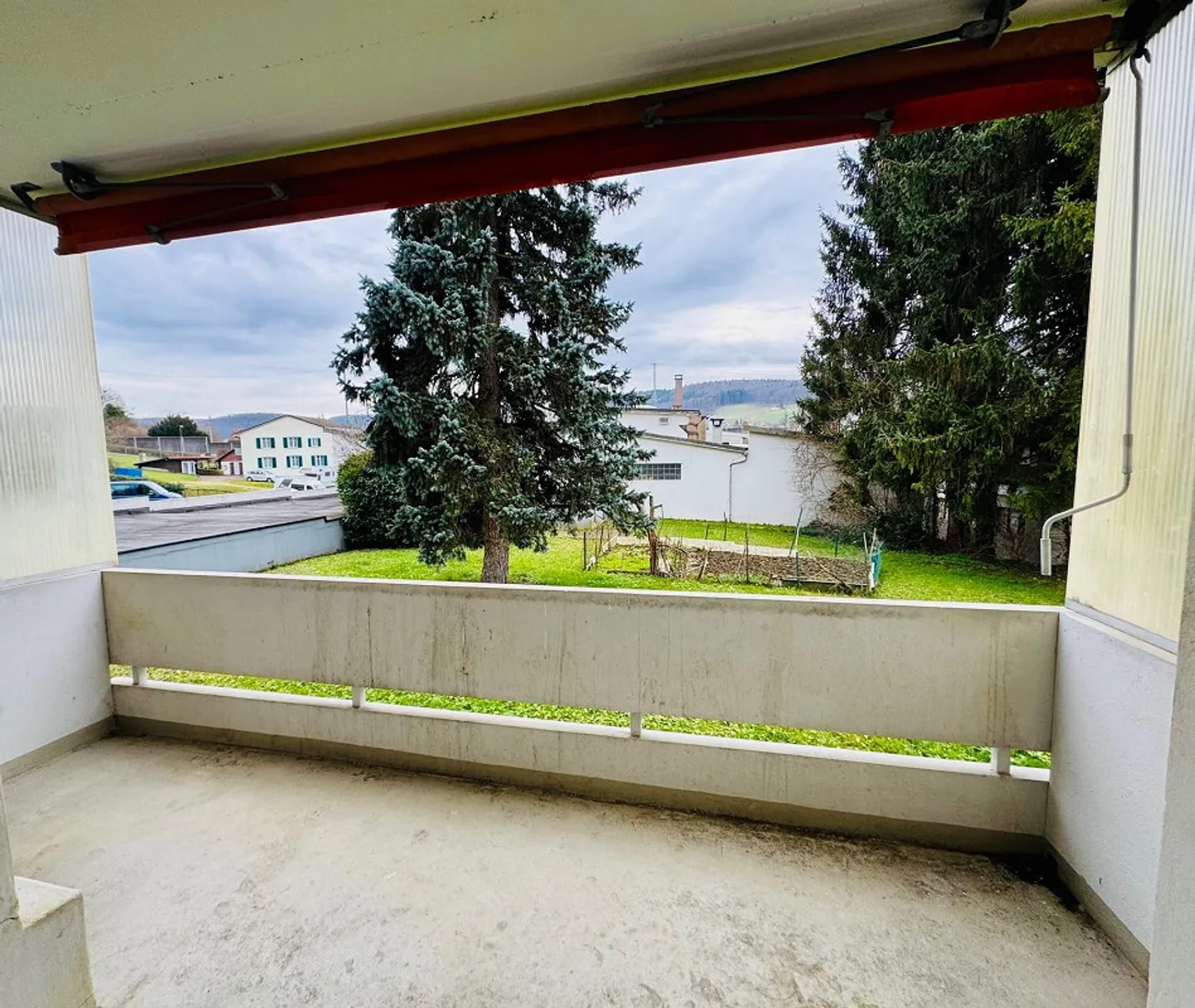 Centrally Located 3-Room Apartment with Balcony - Photo 8 of 9