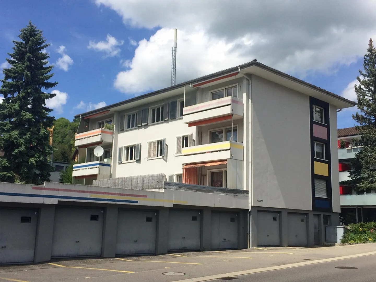 Centrally Located 3-Room Apartment with Balcony - Photo 9 of 9