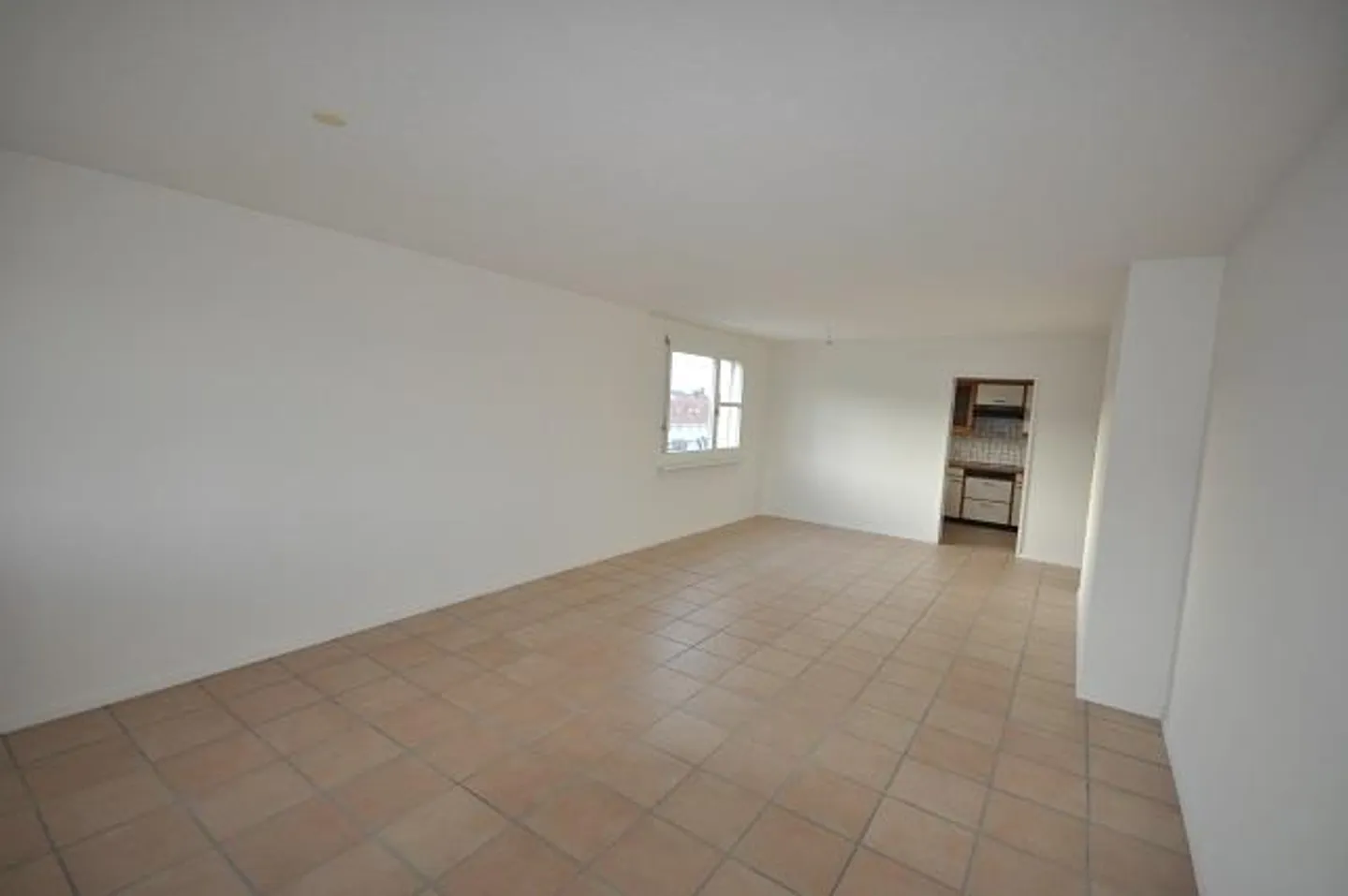 Appartamento 4.5 stanze in affitto a Lupfig! - Foto 3 di 10