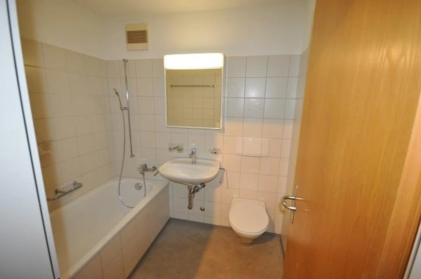 Appartamento 4.5 stanze in affitto a Lupfig! - Foto 9 di 10