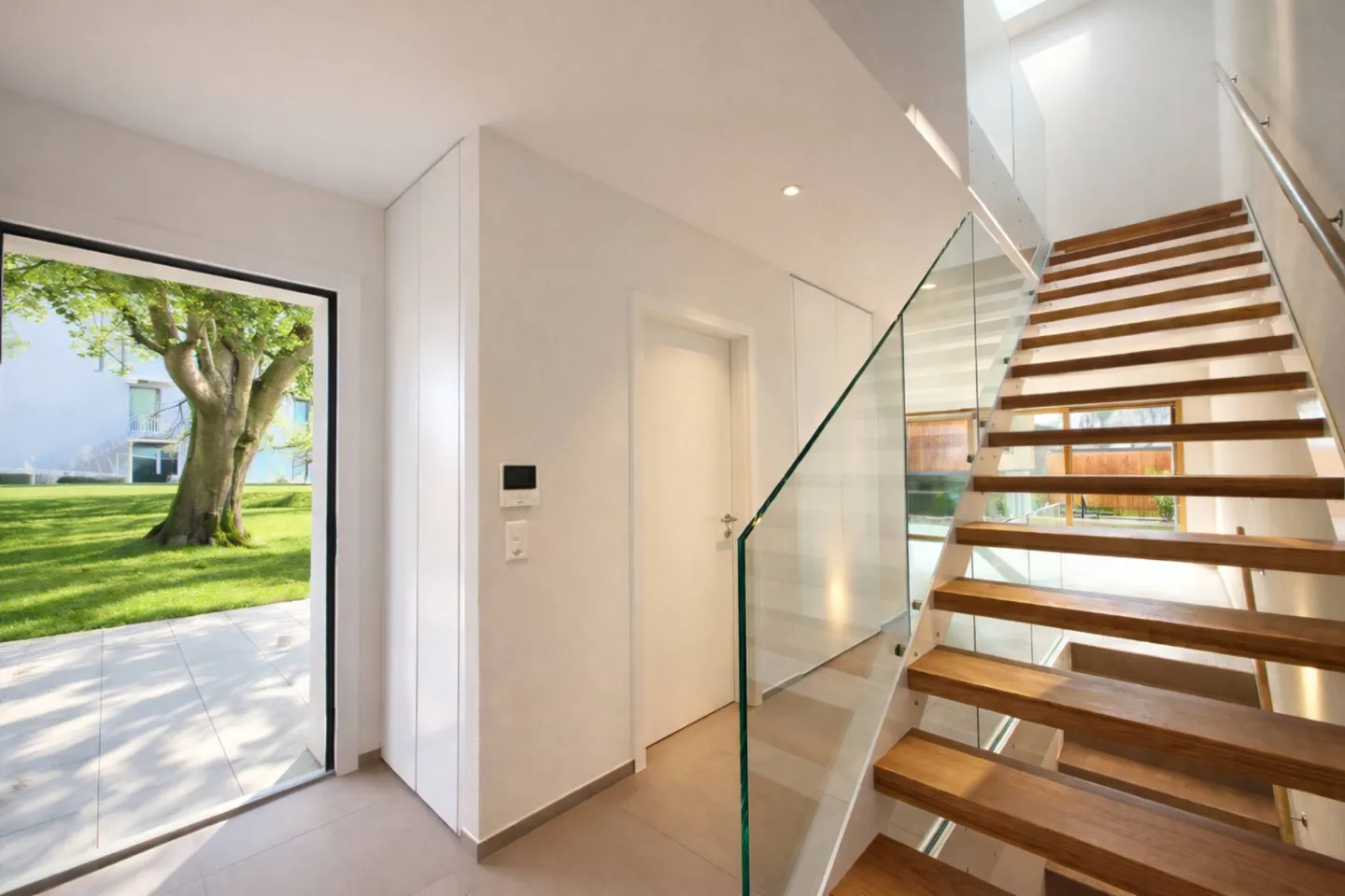 Casa a schiera in un parco boschivo e privato - Foto 5 di 9