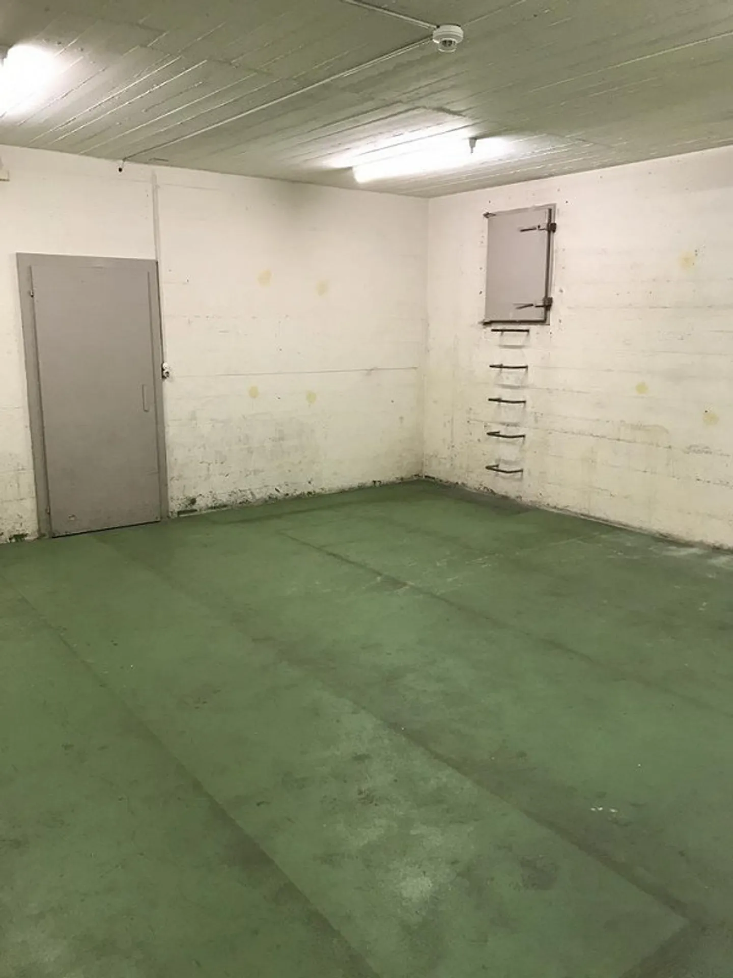 Storage room for rent at Eigerplatz - Photo 3 of 5