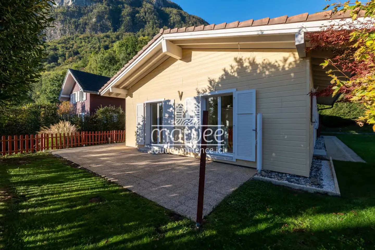 Votre villa familiale dans un cadre paisible et verdoyant - Foto 3 di 13
