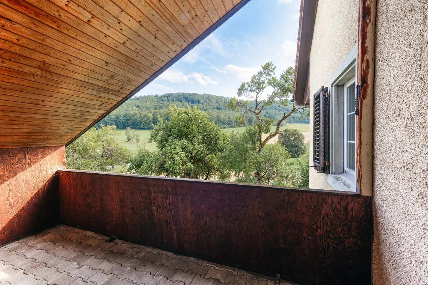 Two-family house with extension and forest property - Photo 18 of 26