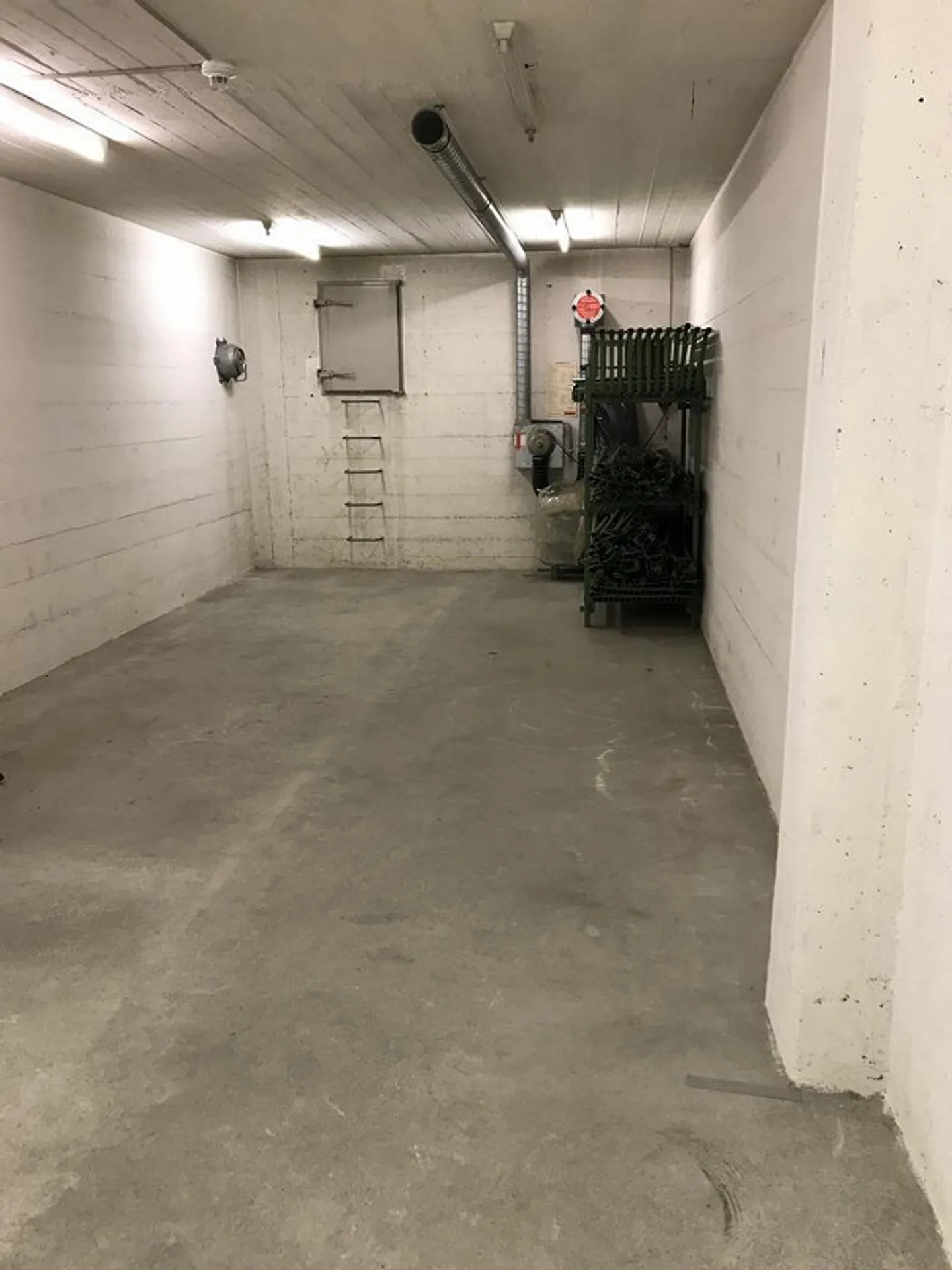 Storage room for rent at Eigerplatz - Photo 5 of 5
