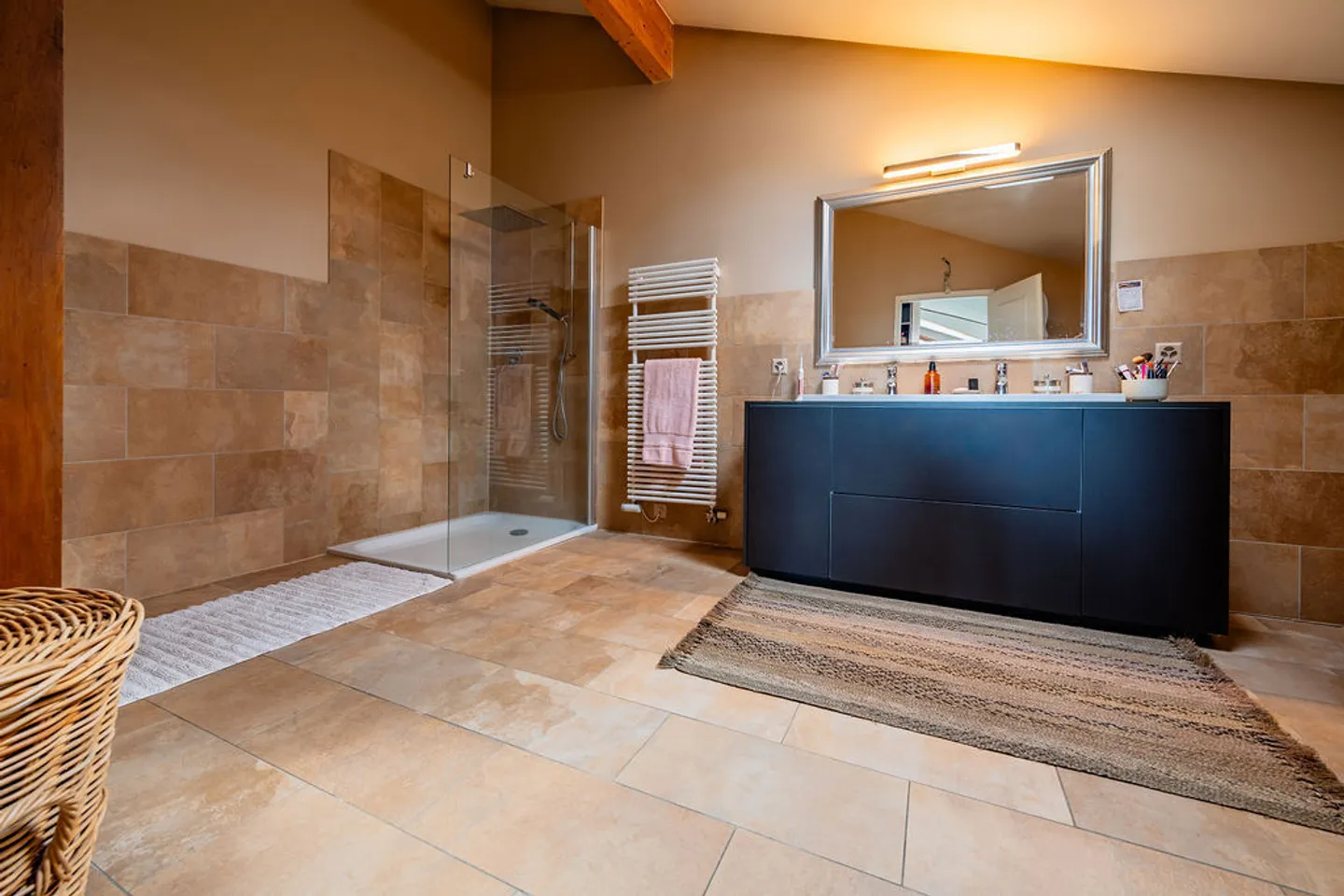 Propriété dans un cadre exceptionnel ! - Photo 7 sur 11