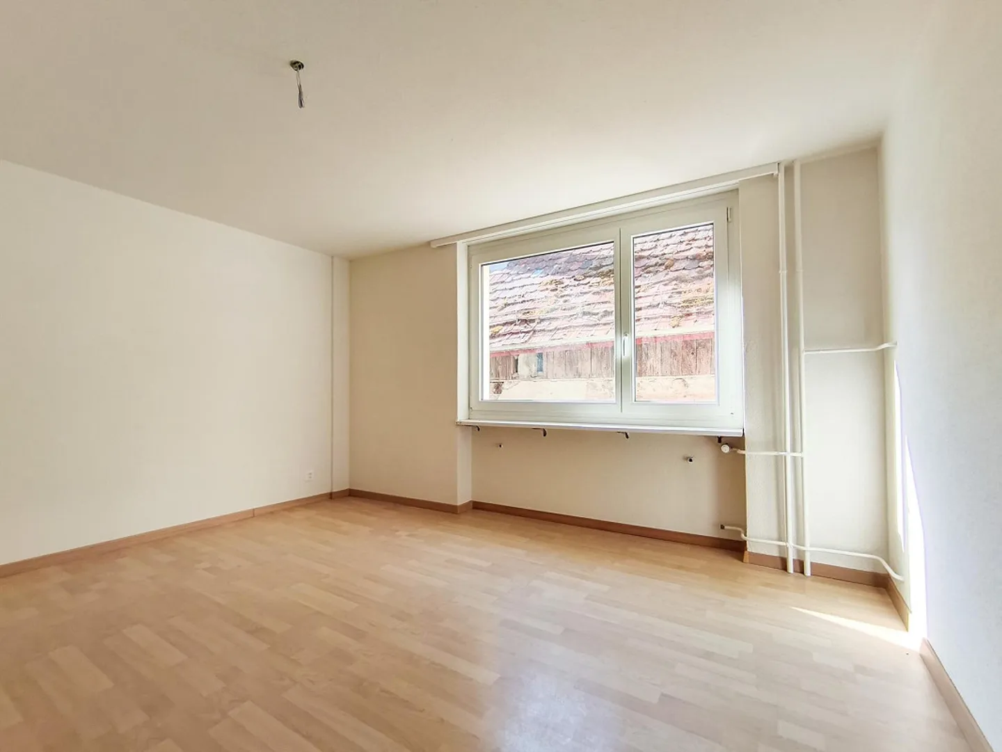 Living with Charm and Modern Comfort – Renovated 3.5-Room Apartment - Photo 6 of 8