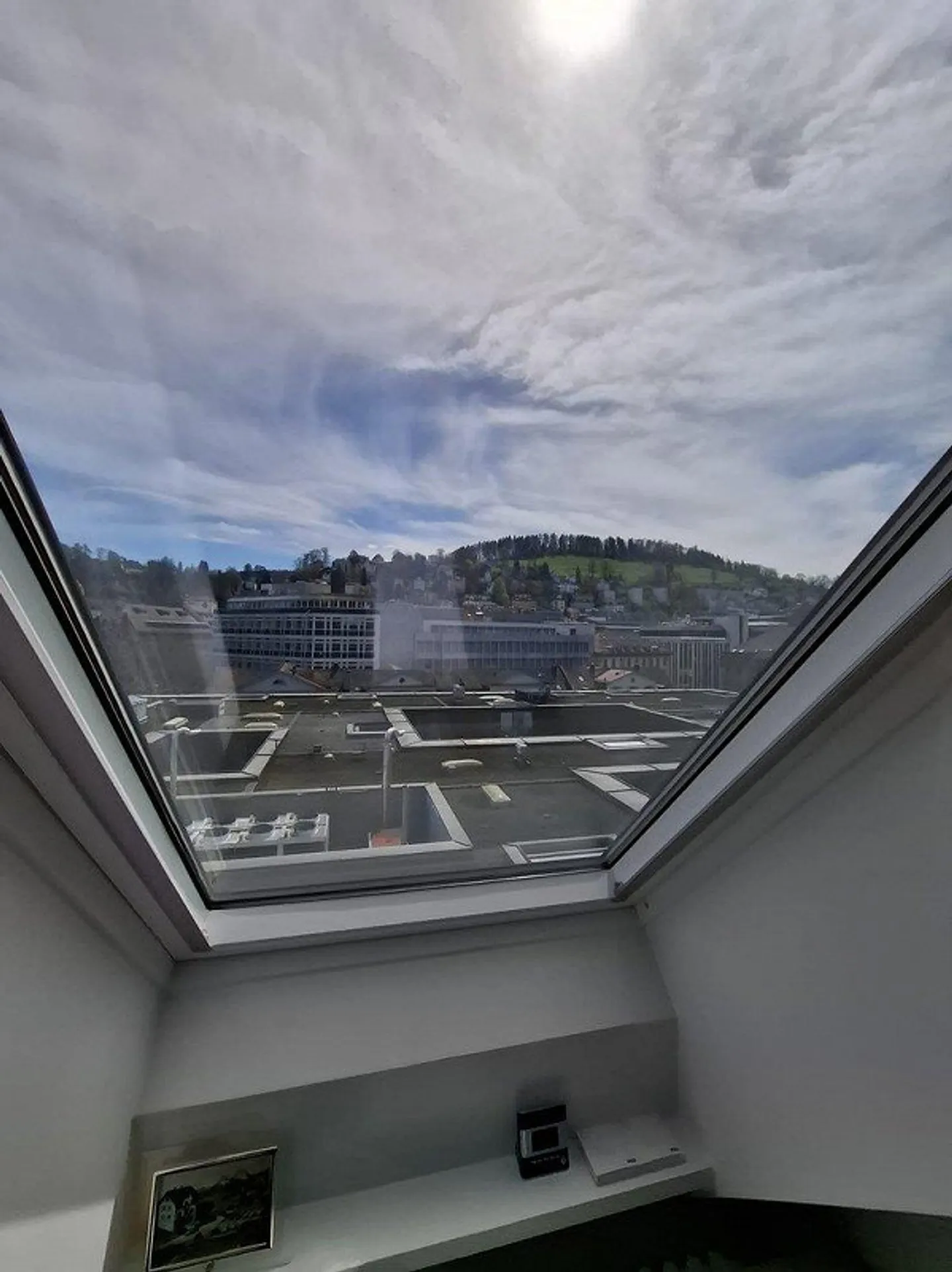 4 ½ Appartement en Attique à St. Gallen Centre à durée limitée - Photo 3 sur 11