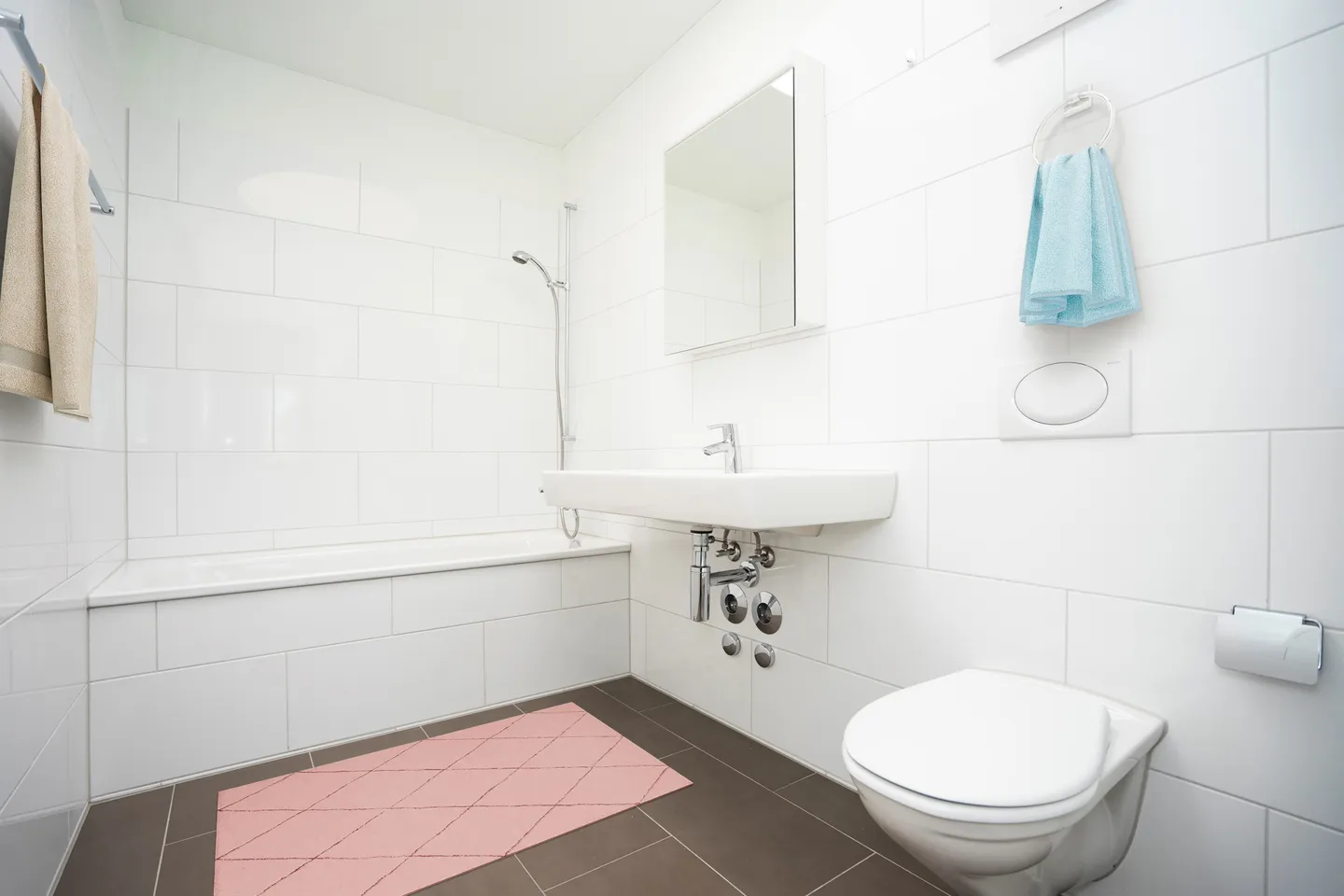 Appartement à louer - Photo 3 sur 3