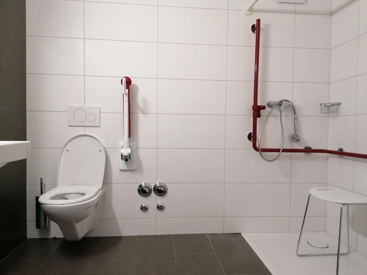 Appartement pour Seniors - Photo 5 sur 9