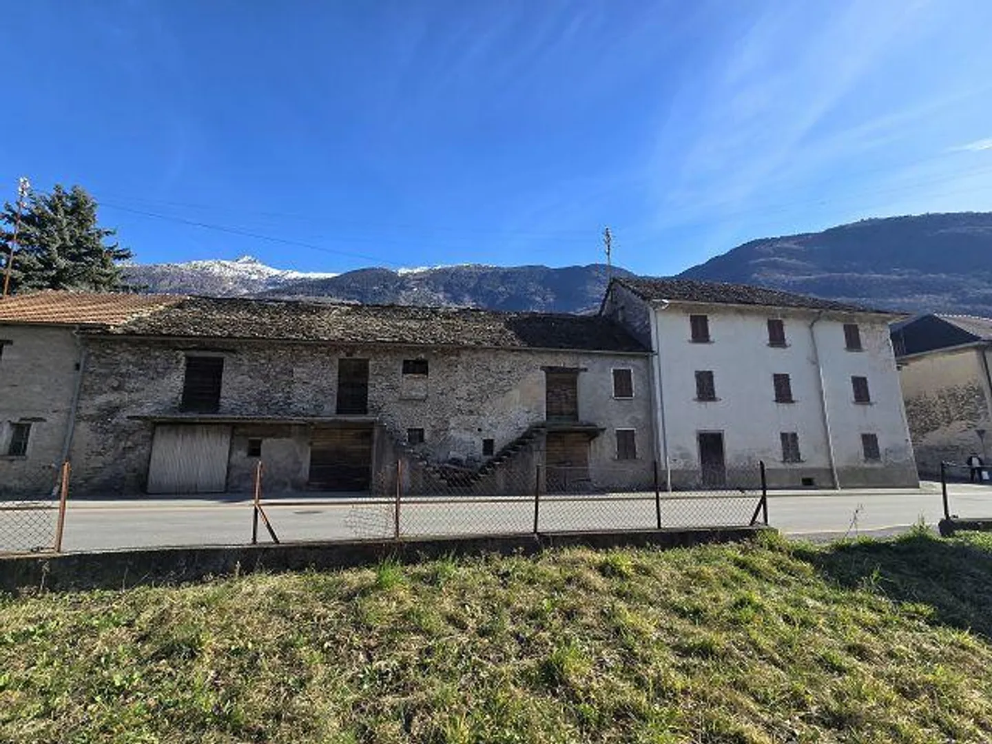 Casa singola in affitto - Foto 21 di 32
