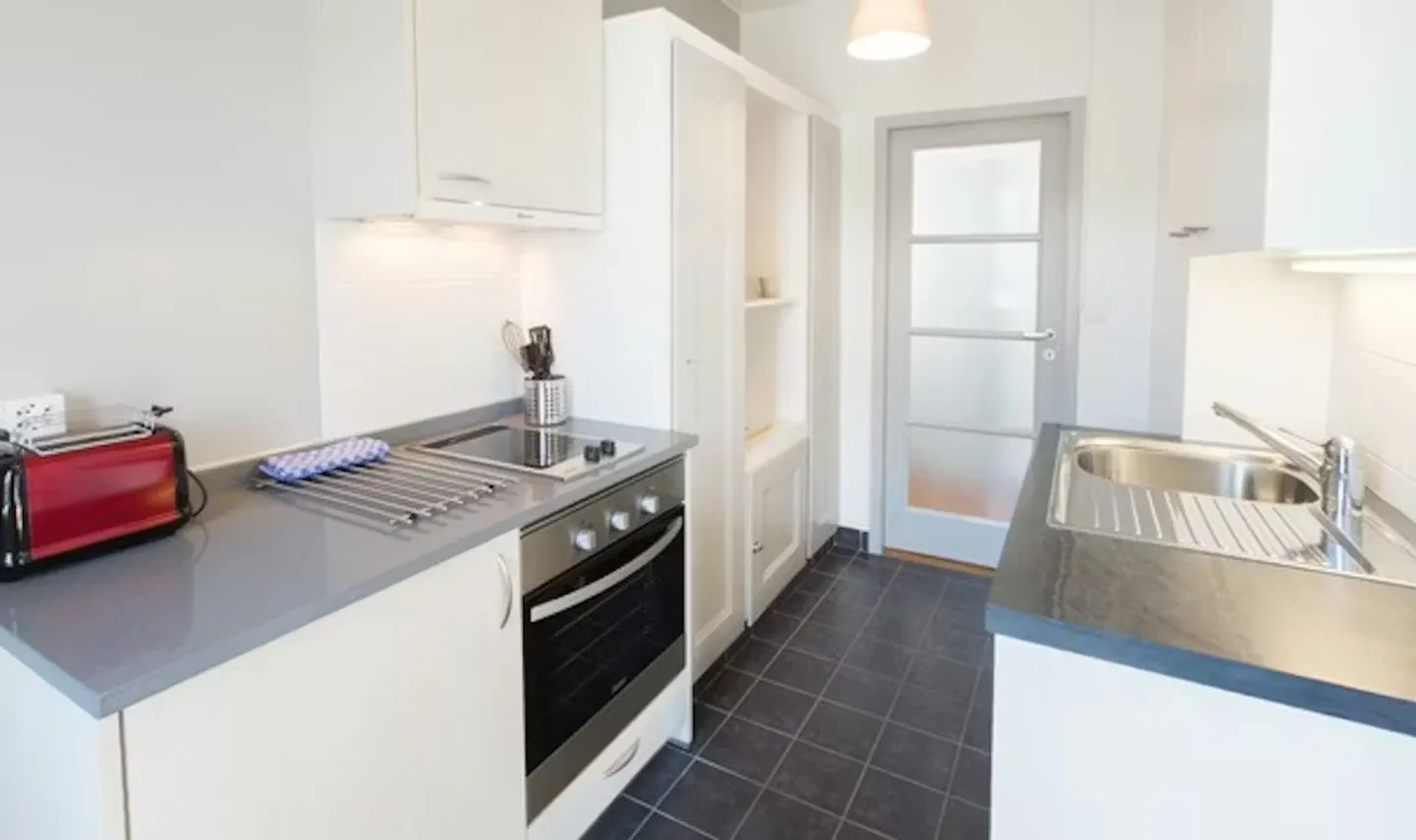 Charmant appartement à Genève - Photo 4 sur 8