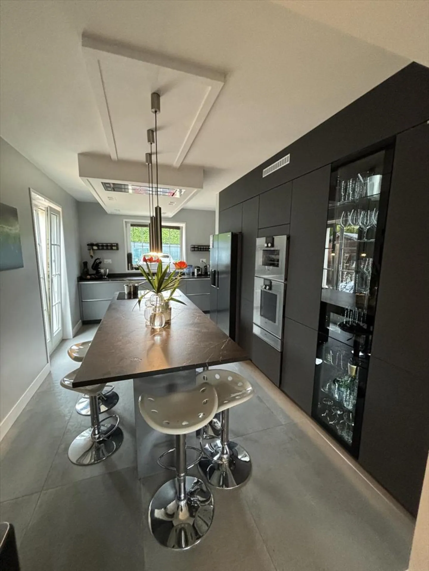 Apartment for rent - Photo 4 of 4