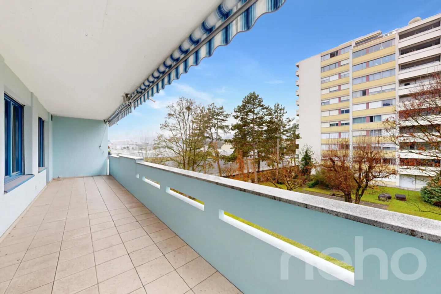 Luce, Spazio e Qualità: Attraente appartamento di 4,5 stanze - Foto 3 di 12